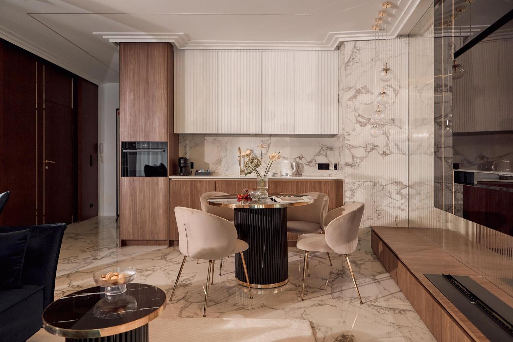 High Granaria Champagne & Marble By Downtown Apartment *