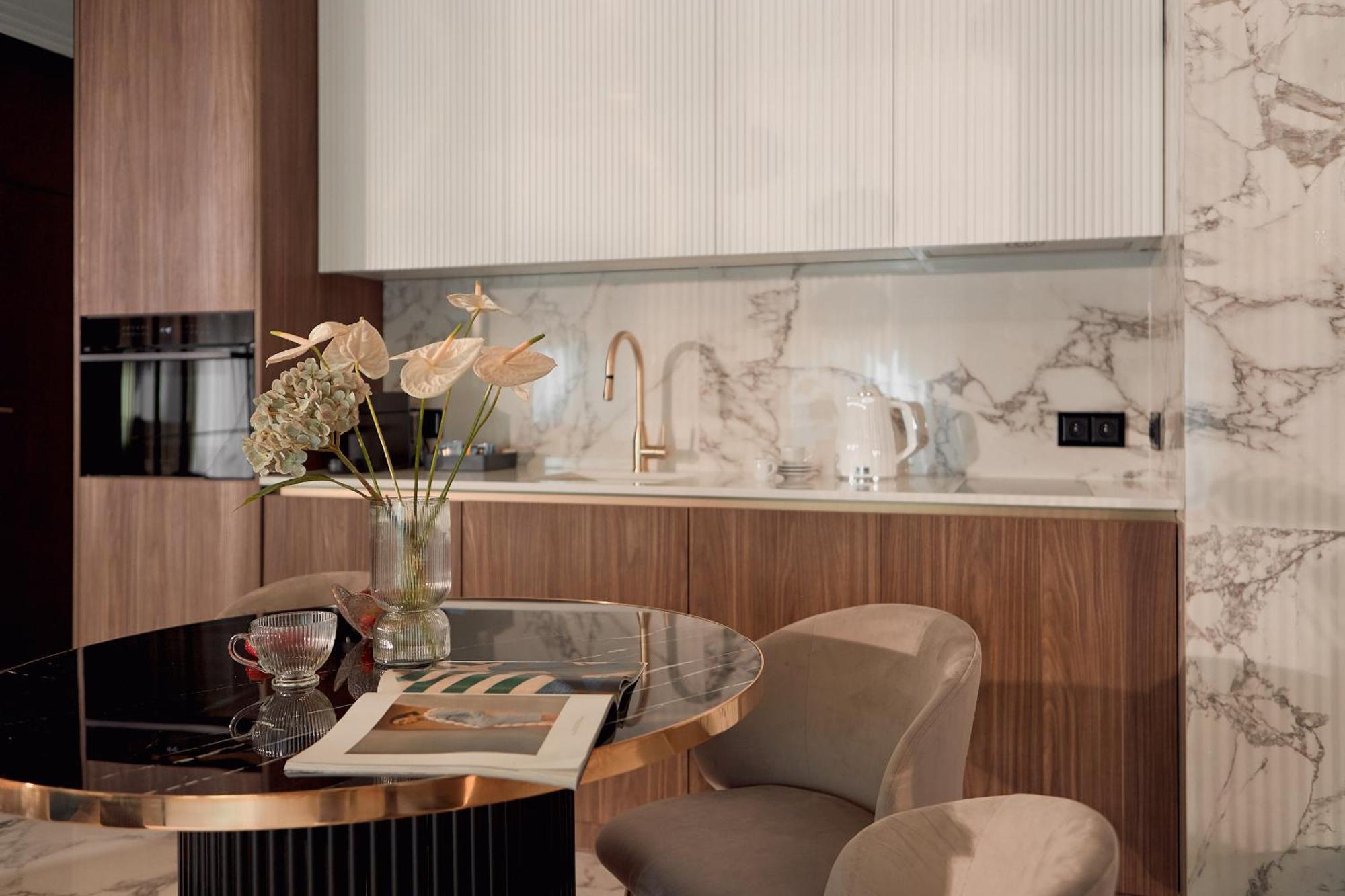 High Granaria Champagne & Marble By Downtown Apartment *